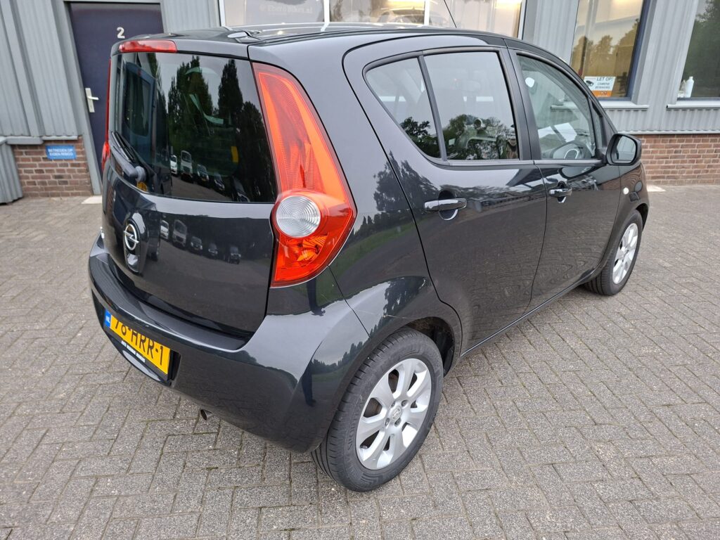 Opel Agila