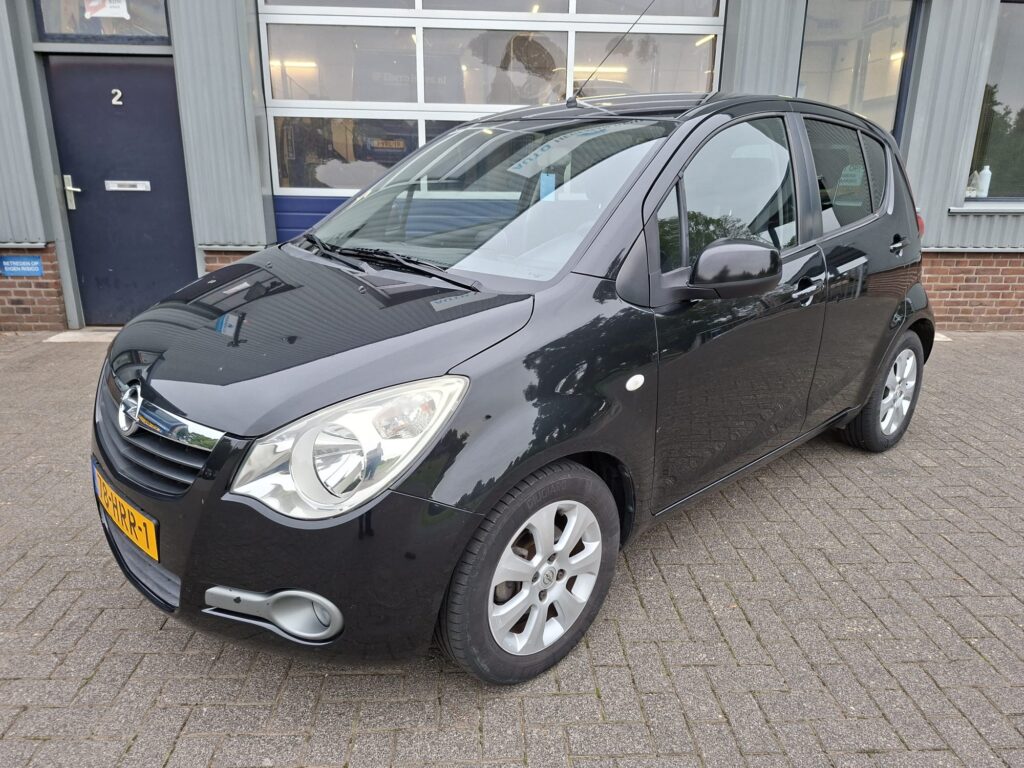 Opel Agila